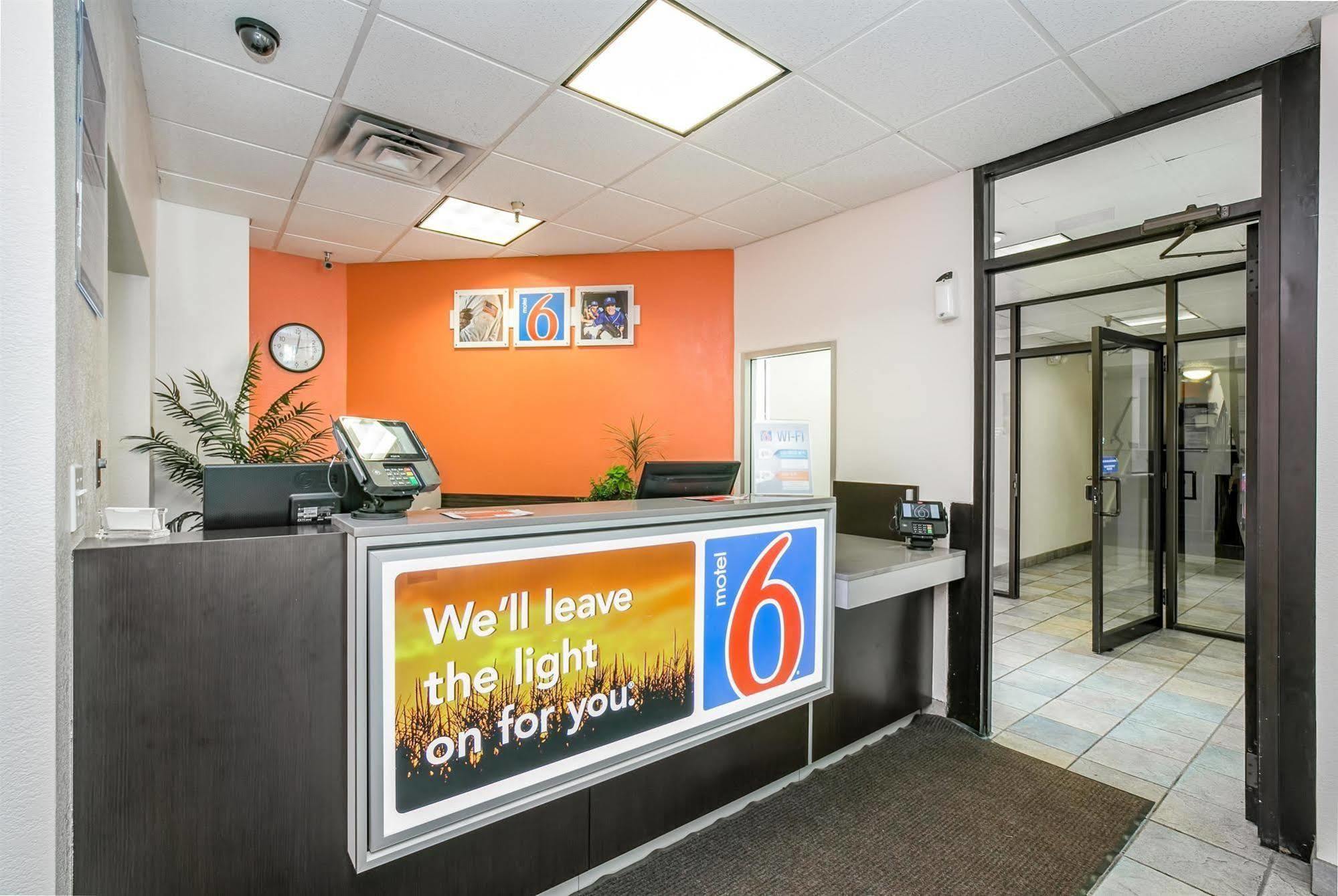 Motel 6 Minneapolis Airport - Mall Of America Ngoại thất bức ảnh