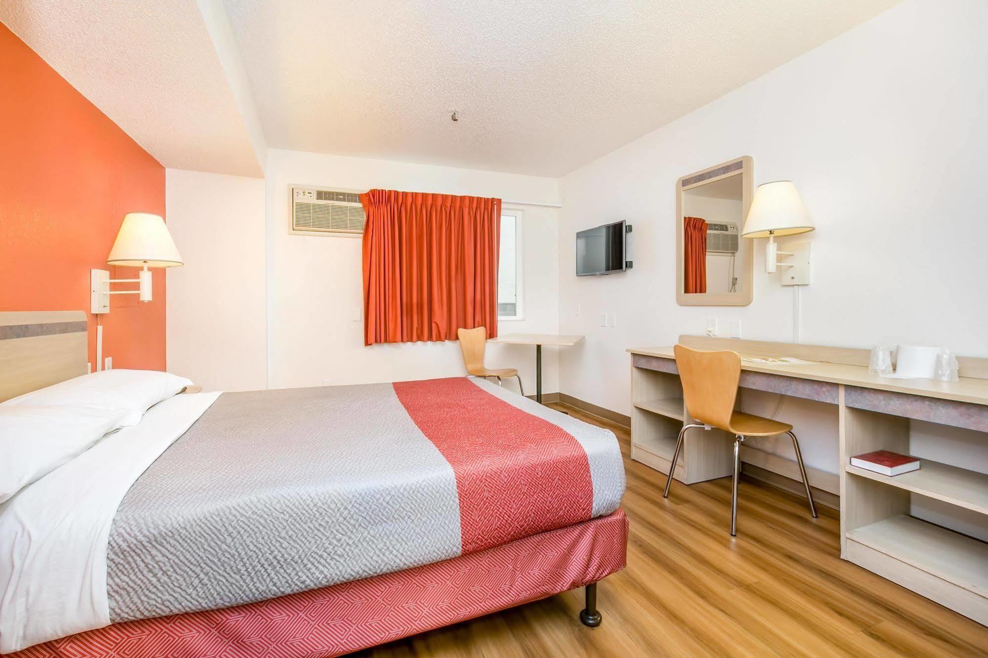 Motel 6 Minneapolis Airport - Mall Of America Ngoại thất bức ảnh